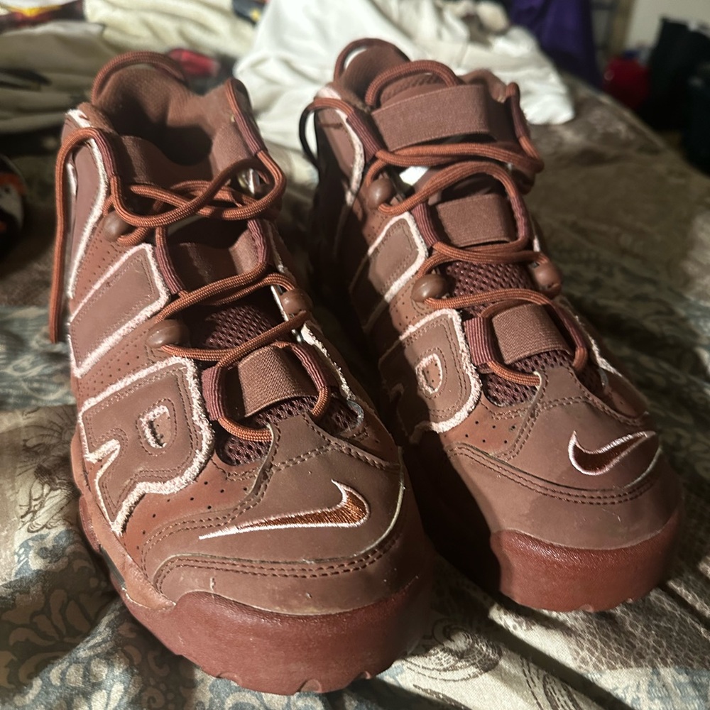 Air More Uptempo '96 'Valentine's
Day'